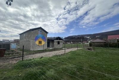 Casă individuală cu 4 camere cu Teren 789 Mp în Vest - 2