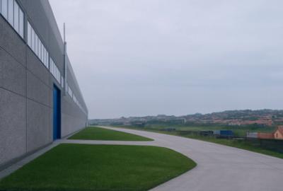 Spațiu comercial, de 20,000 mp, în Central - 1