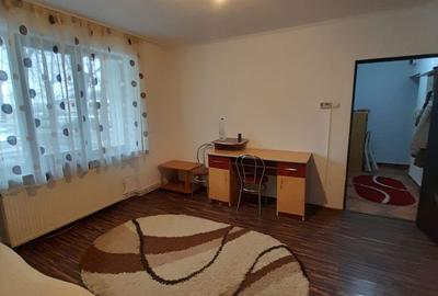 Apartament cu 2 camere decomandat în Central - 7