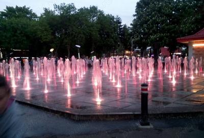 Apartament cu 3 camere decomandat în Tineretului