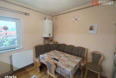 Apartament cu 3 camere semidecomandat, mobilat în Ciarda Roșie - 1
