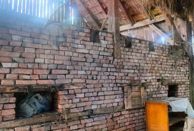 Casă cu Teren 2008 Mp în Retiș - 4