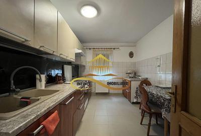 Inchiriez apartament 3 camere decomandate, Martir Horia, ... Inchiriez apartament 3 camere decomandate, Martir Horia, ... - 2