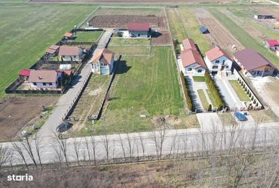 Teren de 2100 mp, în Ciugud - 1