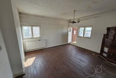 Apartament cu 4 camere decomandat în Central - 7