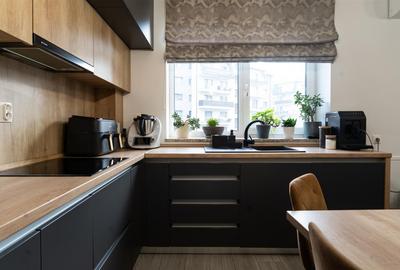 Apartament cu 3 camere semidecomandat, mobilat în Chinteni - 2