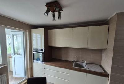 Apartament cu 3 camere în Central - 3