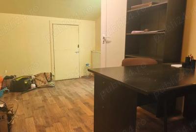 Spațiu comercial, de 77 mp, în Central - 2