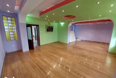 Casă cu 5 camere cu Teren 361 Mp în Micro 5 - 7