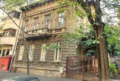 Casă individuală cu 6 camere în Ferdinand