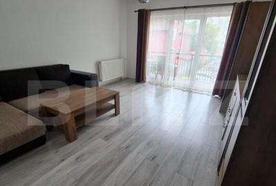 Apartament de vanzare, cu o camera decomandata, 84 mp, zona - 4