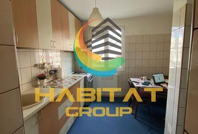 Vanzare apartament 3 camere zona Piata Resita bloc reabilitat - 7