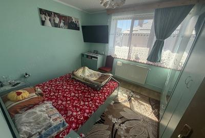 Apartament cu 2 camere decomandat în Livada - 3