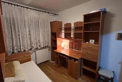 Apartament cu 3 camere - zona Centru - Independentei - 3
