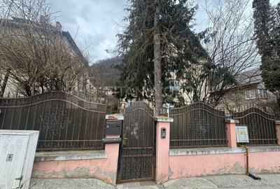 Apartament cu 2 camere semidecomandat în Centrul Istoric - 9