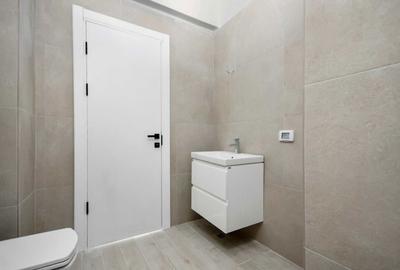 Apartament cu 3 camere semidecomandat în Nord