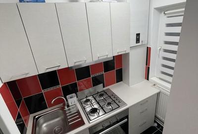 Garsonieră decomandată în Central - 7