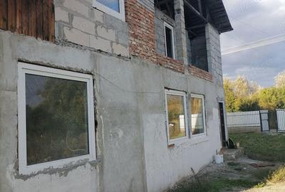 Casa cu teren la Versesti com Girov - 3