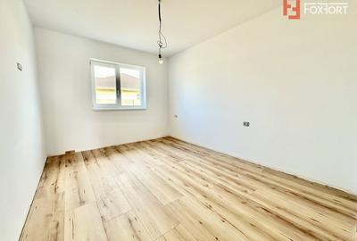 Duplex 4 camere, toate utilitatile, drum pavat Duplex 4 camere, toate utilitatile, drum pavat - 11