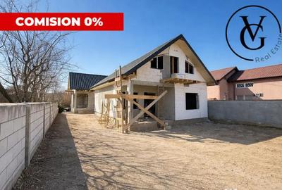 Casă cu 5 camere cu Teren 200 Mp în Lumina