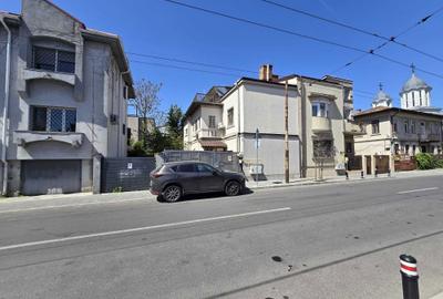 Apartament cu 3 camere semidecomandat în Exterior Vest - 2