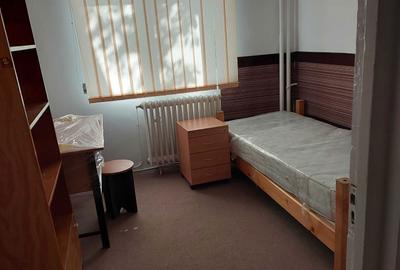 Apartament cu 3 camere decomandat în Dosu Bricii - 2