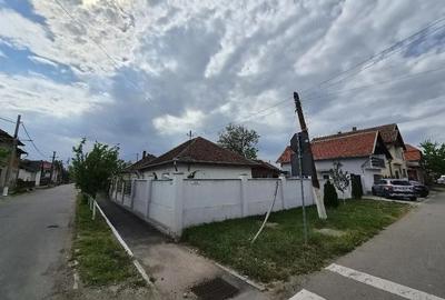 Casă cu Teren 416 Mp în Central - 4