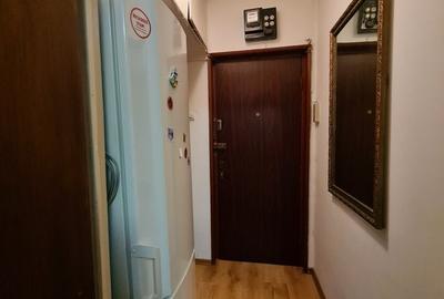 Apartament cu 2 camere semidecomandat în Rahova - 4