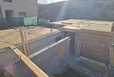 Casă individuală cu 5 camere cu Garaj în Feleacu - 4