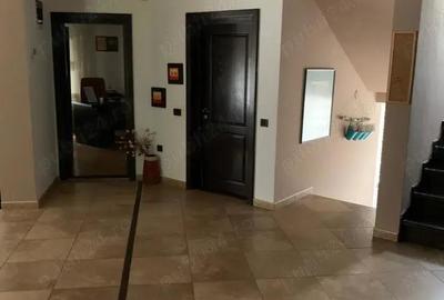 Casă cu 4 camere în Central - 9