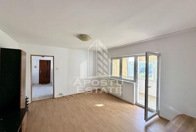Apartament cu 2 camere semidecomandat, mobilat în Lipovei