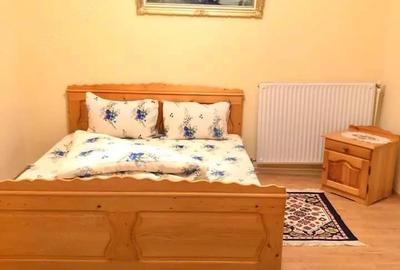 Casă cu 9 camere cu Teren 8233 Mp în Mărgău - 1