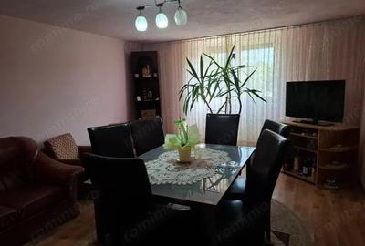 Casă cu 5 camere cu Teren 812 Mp în Central - 2