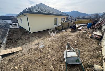 Casă individuală cu 4 camere cu Canalizare în Central - 6