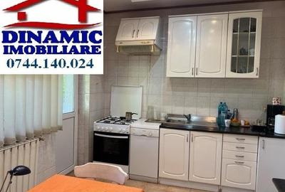 Casă, zona Dedeman, 3.433 mp teren. Preț 275.000 Eur - 4