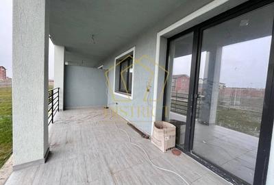 Duplex spatios cu 4 camere | Calea Urseni | COMISON 0% - 7