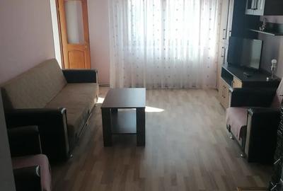 Inchiriez apartament - 3