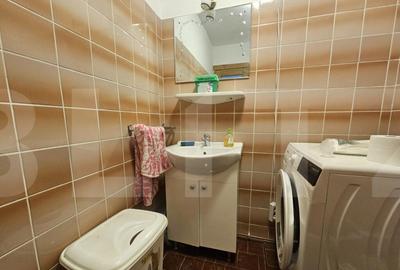 Apartament de vanzare, cu 4 camere, 77 mp, zona Soarelui - 17