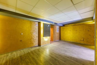 Spatiu Comercial/Birouri de Închiriat zona Centala - 7