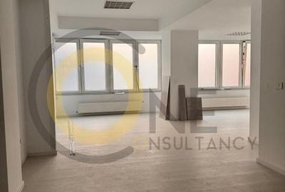 Spatiu de inchiriat - ideal pentru birouri, clinici, saloane