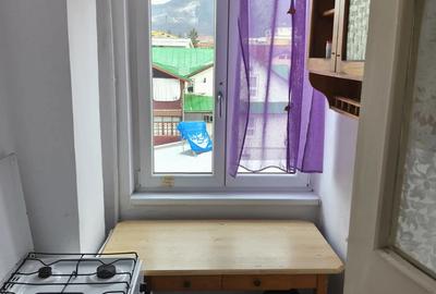 Garsonieră decomandată în Precista - 2