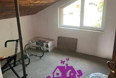 Casă cu 4 camere cu Teren 746 Mp în Nojorid - 4