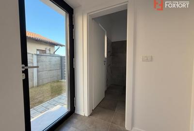 Duplex cu 5 camere cu Canalizare în Săcălaz - 12