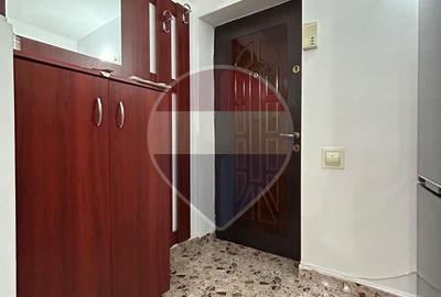 Apartament cu 2 camere decomandat în Cetate
