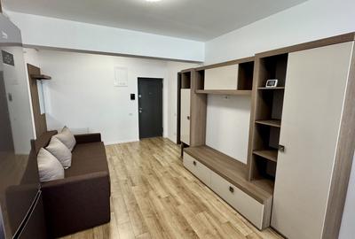 Apartament cu 2 camere semidecomandat, mobilat în Tractorul - 6