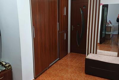 Apartament cu 2 camere decomandat în Liești - 2