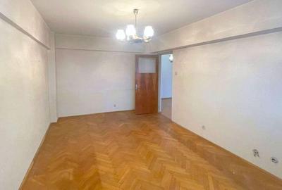 De vanzare Apartament 3 camere -R-uri - Mazepa 1 - 2