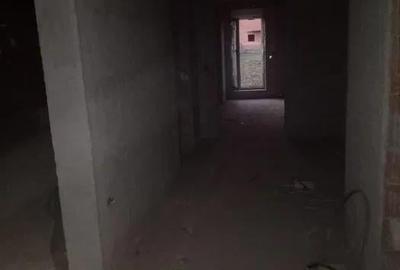 Casă cu 5 camere cu Teren 1000 Mp în Peciu Nou - 3