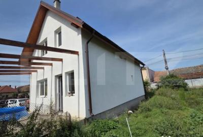 Casă cu 3 camere cu Teren 199 Mp în Aeroport - 1