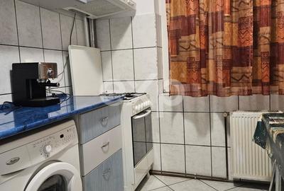 Apartament cu 2 camere semidecomandat, mobilat în Calea București